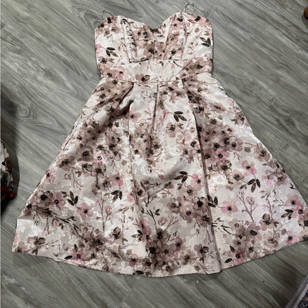 LC Lauren Conrad Runway Elegant Cream Floral Strapless Dress - Picture 5 of 9